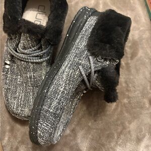 Hey Dude Women's Black and Gray Shoes